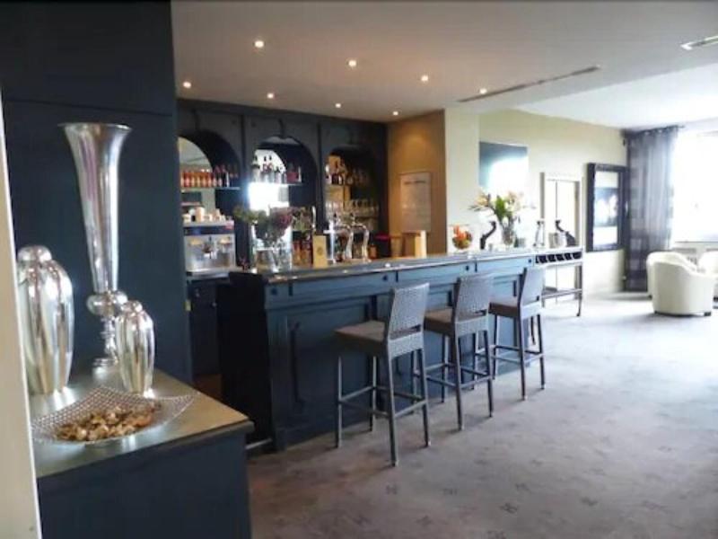 Le H - Hotel & Restaurant Barr Eksteriør billede