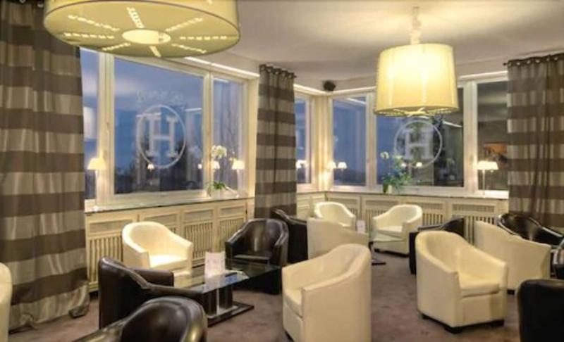 Le H - Hotel & Restaurant Barr Eksteriør billede