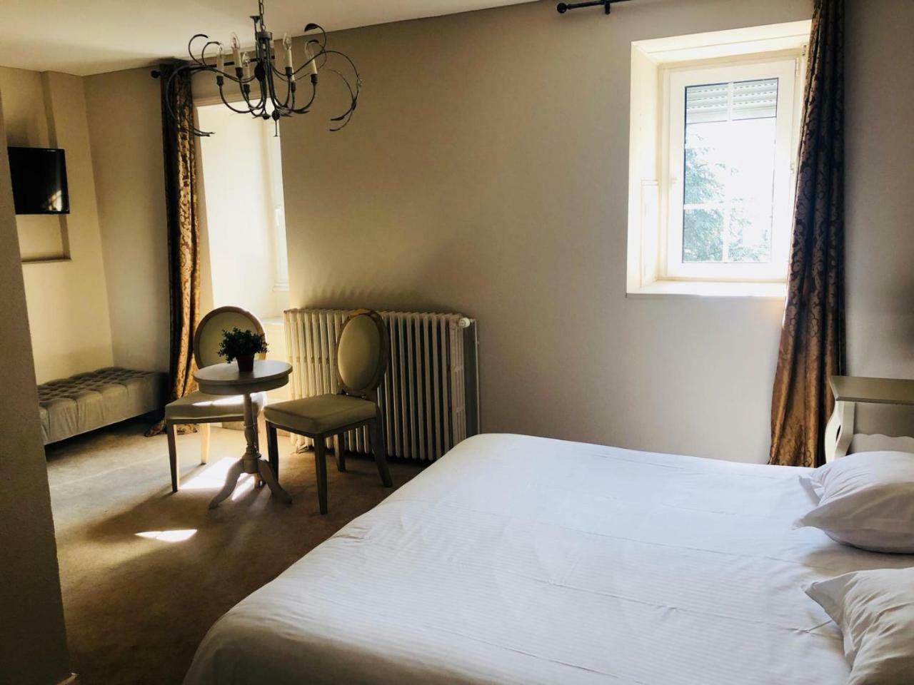 Le H - Hotel & Restaurant Barr Eksteriør billede